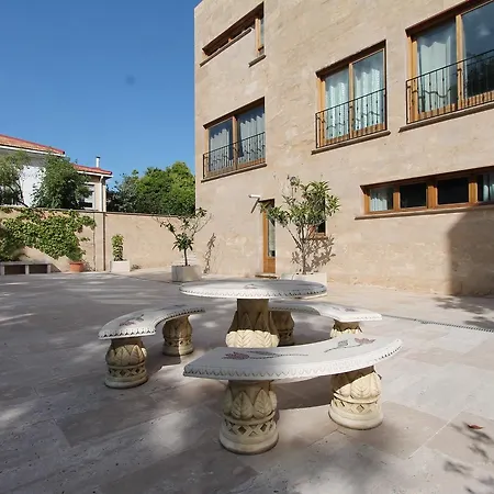 Apartamentos Villablino Arturo Soria-2